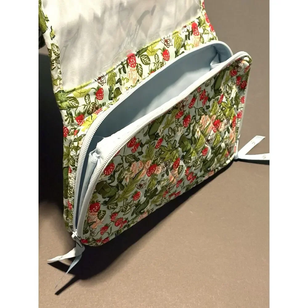 Vera Bradley Frogberry Hanging Travel Organizer Toiletries Makeup Bag Frogs